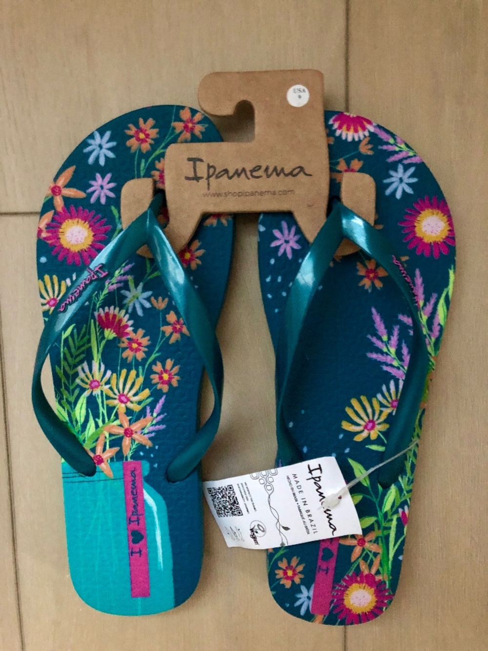 New Ipanema Tropical Flip Flops SZ 9